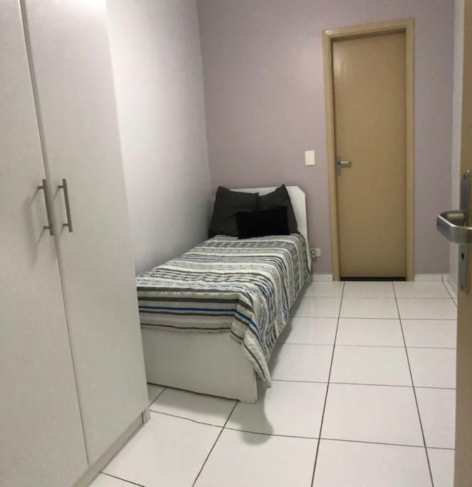 Apartamento Quadra Da Praia - Pitangueiras Guarujá Exterior photo