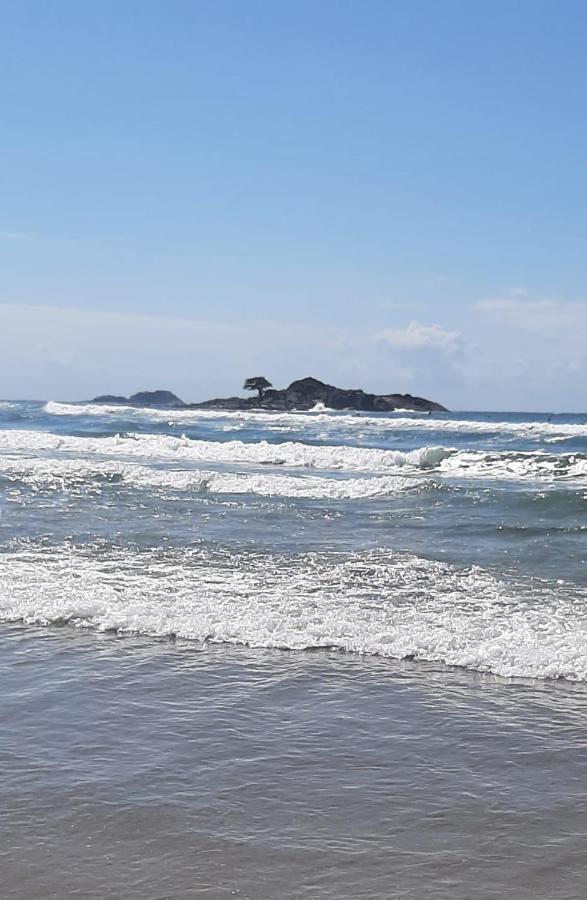 Apartamento Quadra Da Praia - Pitangueiras Guarujá Exterior photo